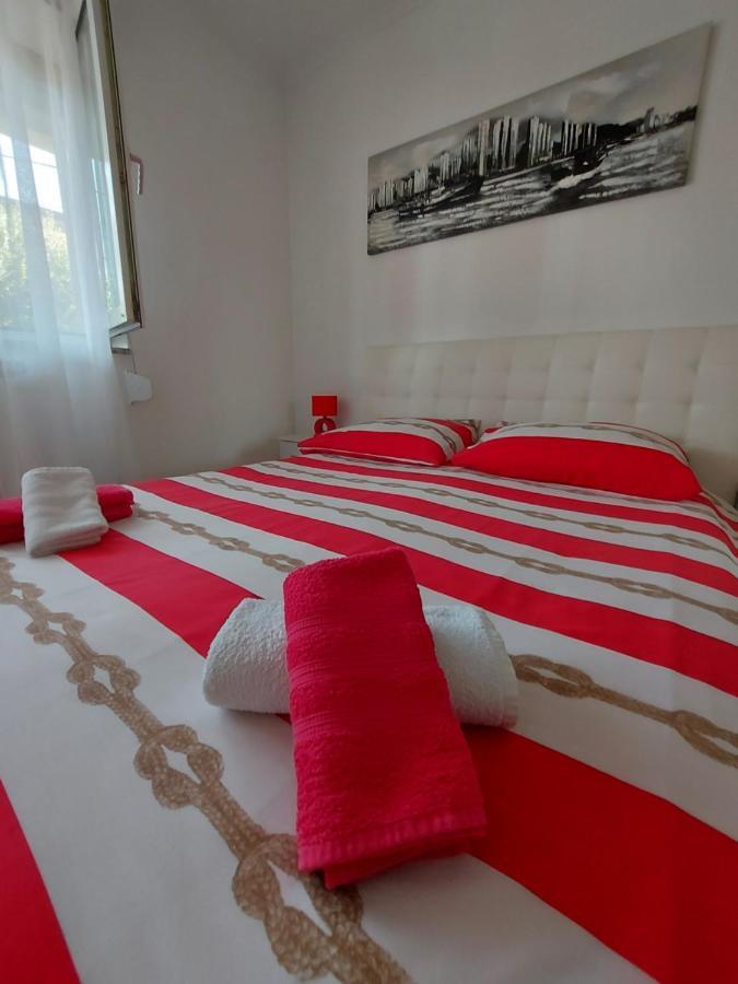Apartman Palma Marinici  エクステリア 写真