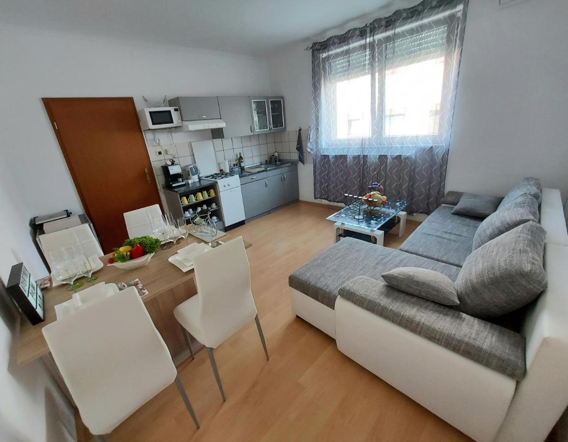 Apartman Palma Marinici  エクステリア 写真